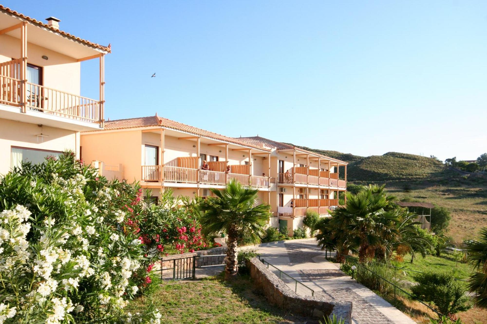 Viva Mare Hotel & Spa Митимна Экстерьер фото